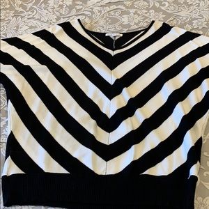 V neck sweater lightweight